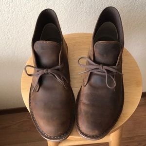 Clarks men’s desert boot size 10 brown leather